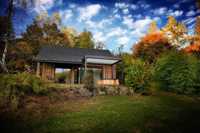 Photo Cabane / Lodge Champs/tarentaine-marchal Auvergne in chalets - selfcatering cot ... 