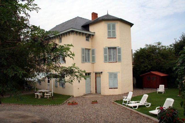 Chambres et table d'hotes les breuils  ... 